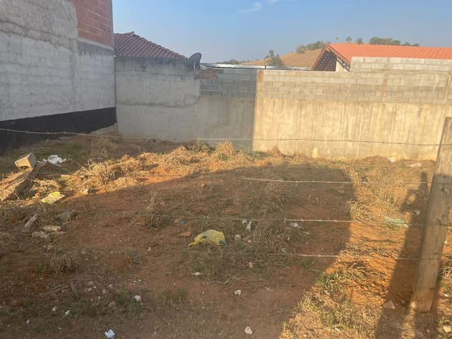 Terreno com 138m², à venda, no bairro Vazes em Cambuí