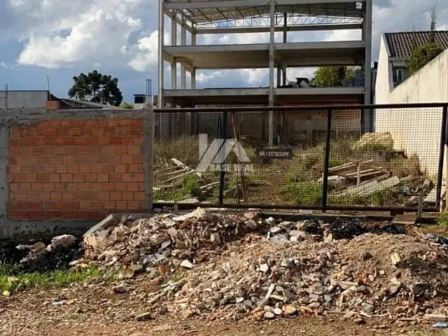 Terreno com 675m², à venda, no bairro Boqueirão em Guarapuava