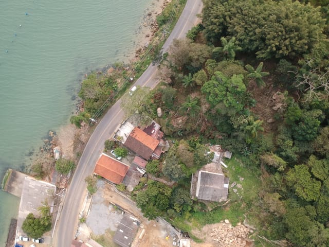 Foto do Terreno - Oportunidade Rara: Área de 17.000M² | Ideal para Projeto Ecológico, Caieira da Barra do Sul em Florianópolis Santa Catarina | Costão Sul Imóveis