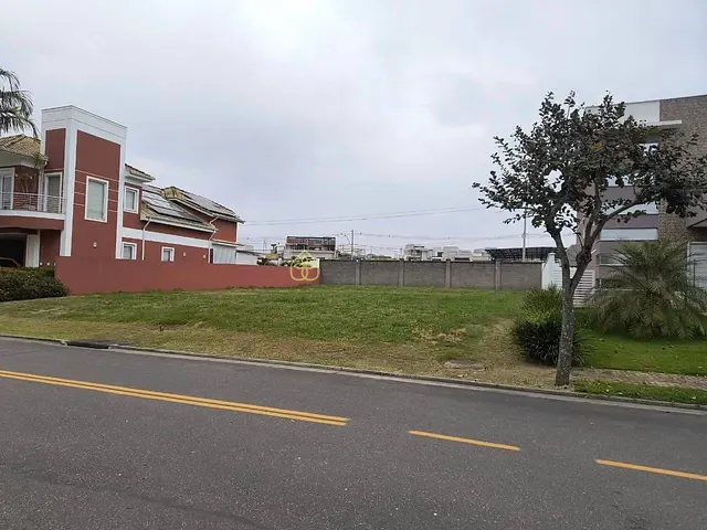 Terreno com 385m², à venda, no bairro Parque Ipiranga em Resende