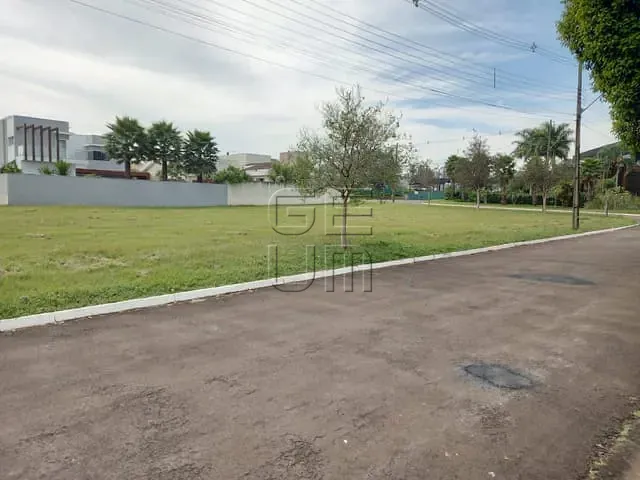 Terreno com 1147m², à venda, no bairro Jardim Tarobá em Cambé