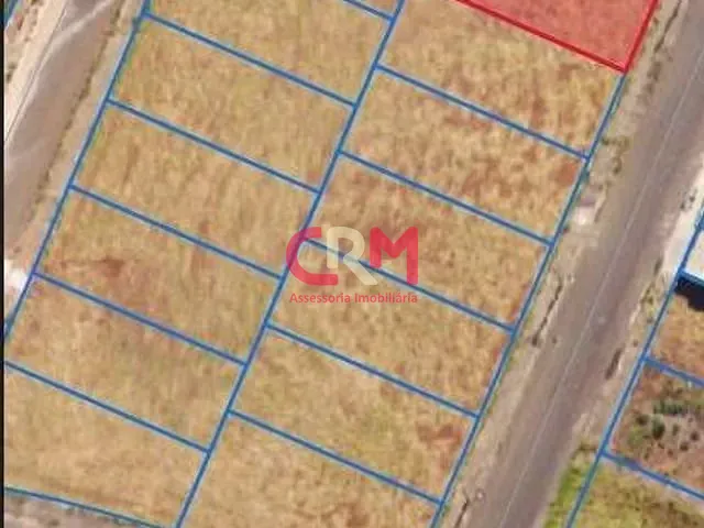 Terreno com 467m², à venda, no bairro Parque Residencial Laranjeiras III em Taquaritinga
