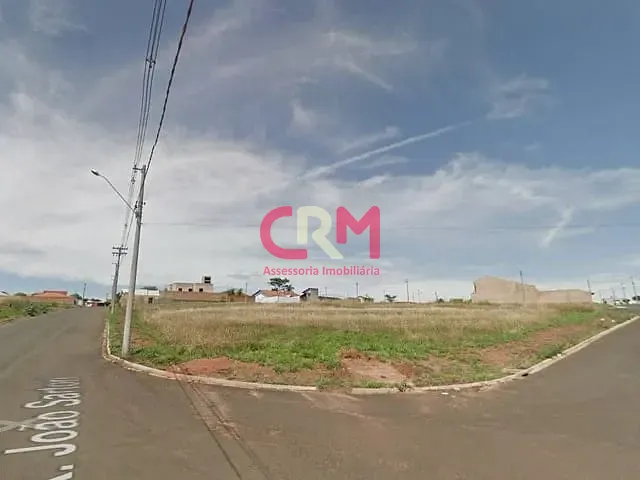 Terreno com 467m², à venda, no bairro Parque Residencial Laranjeiras III em Taquaritinga
