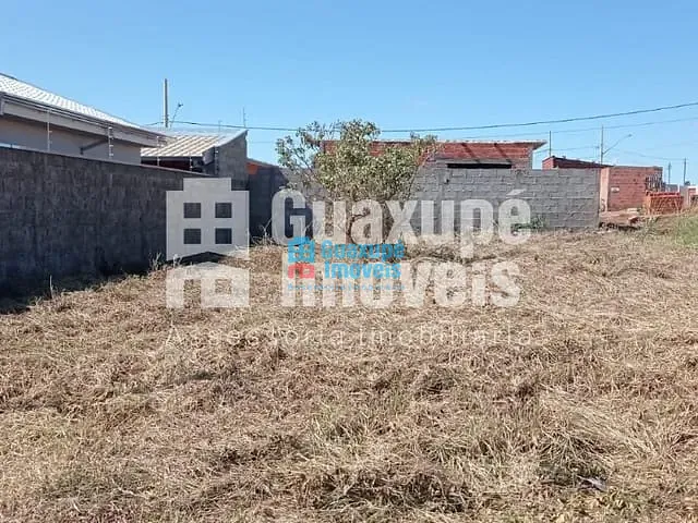 Terreno com 200m², à venda, no bairro Residencial Conquista em Guaxupé