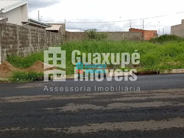 Terreno com 200m², à venda, no bairro Residencial Conquista em Guaxupé