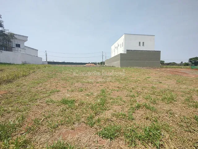 Terreno com 359m², à venda, no bairro Resedas em Holambra
