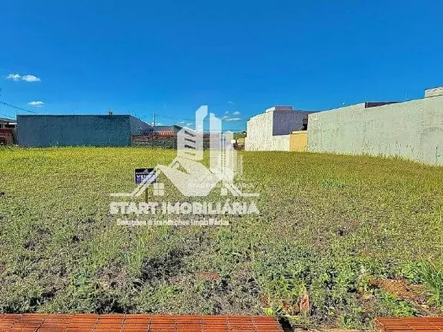 Terreno com 320m², à venda, no bairro Jardim Castelo em Pederneiras