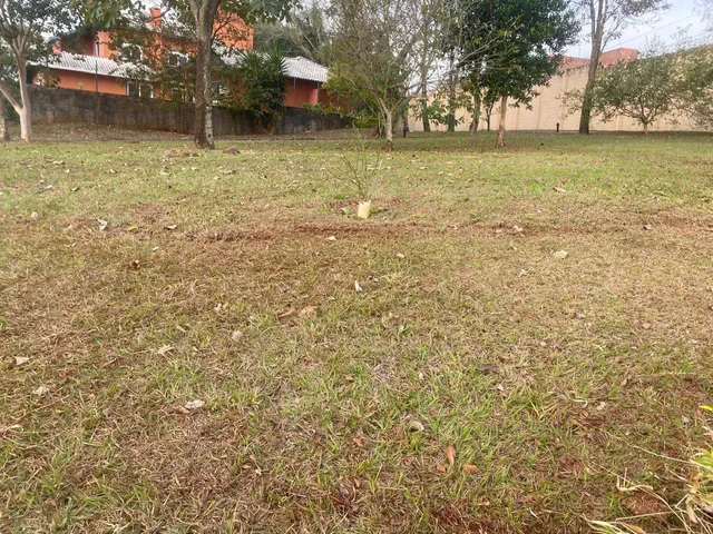 Terreno com 1085m², à venda, no bairro Jardim União em Cambé