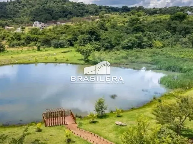 Terreno com 318m², à venda, no bairro Jardins Porto em Senador Canedo