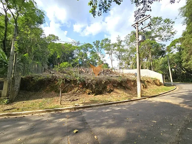 Terreno com 1318m², à venda, no bairro Vila de São Fernando em Cotia