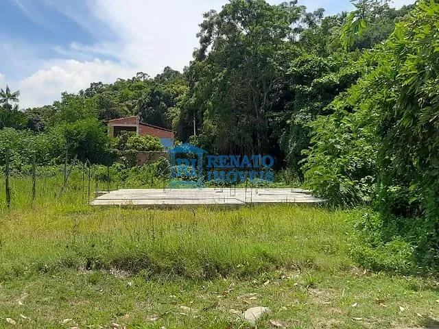 Terreno com 375m², à venda, no bairro Jacaroá em Maricá