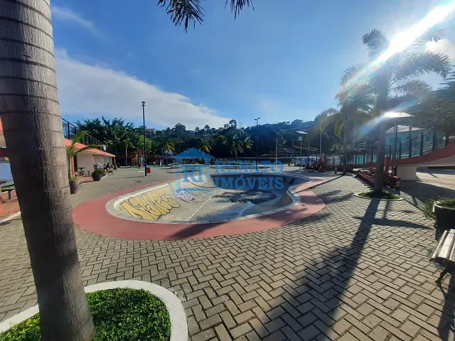 Terreno com 375m², à venda, no bairro Jacaroá em Maricá