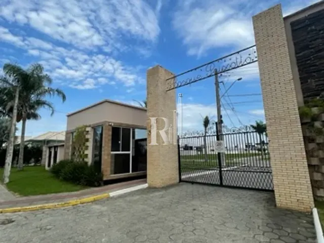 Terreno com 360m², à venda, no bairro xv de novembro em Tijucas