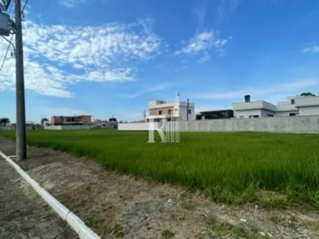 Terreno com 360m², à venda, no bairro xv de novembro em Tijucas