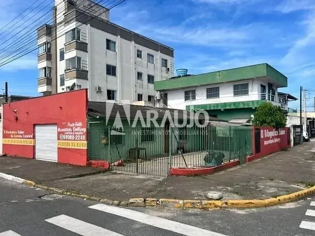 Terreno com 375m², à venda, no bairro São Vicente em Itajaí