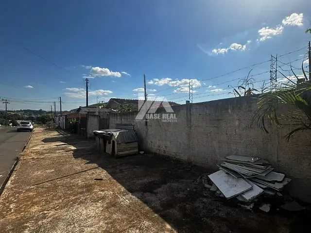 Terreno com 525m², à venda, no bairro Uvaranas em Ponta Grossa