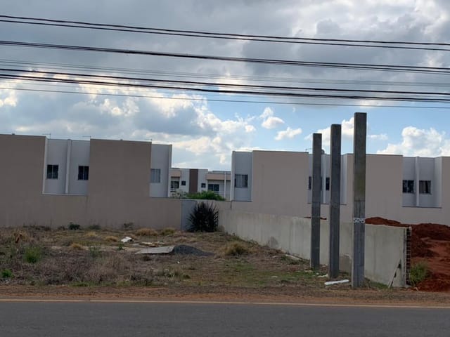 Terreno com 364m², à venda, no bairro Uvaranas em Ponta Grossa