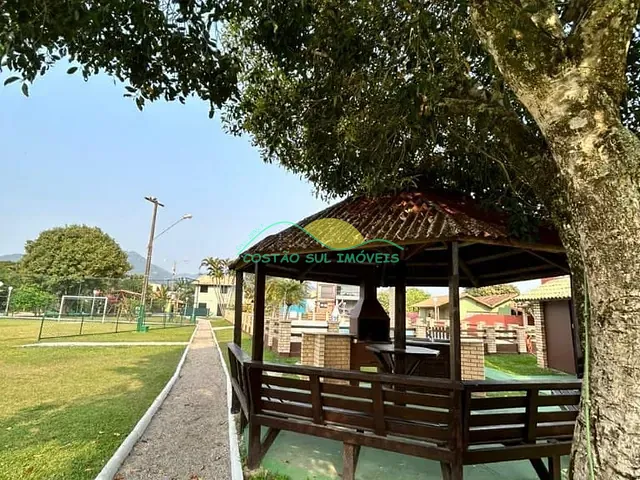 Terreno com 330m², à venda, no bairro Campeche em Florianópolis