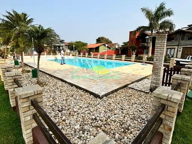 Terreno com 330m², à venda, no bairro Campeche em Florianópolis