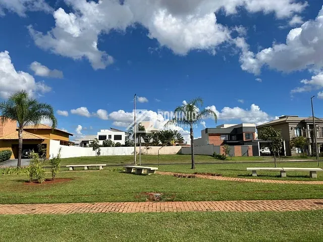 Terreno com 438m², à venda, no bairro Cyrela Landscape em Uberaba