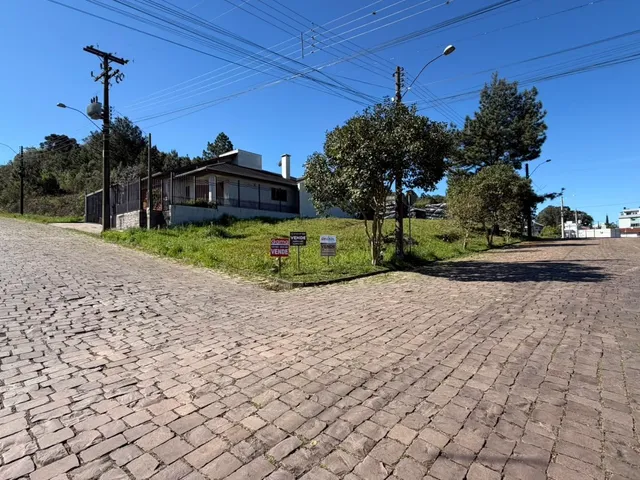 Terreno com 360m², à venda, no bairro Frison em Nova Prata