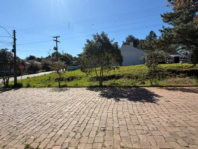 Terreno com 360m², à venda, no bairro Frison em Nova Prata