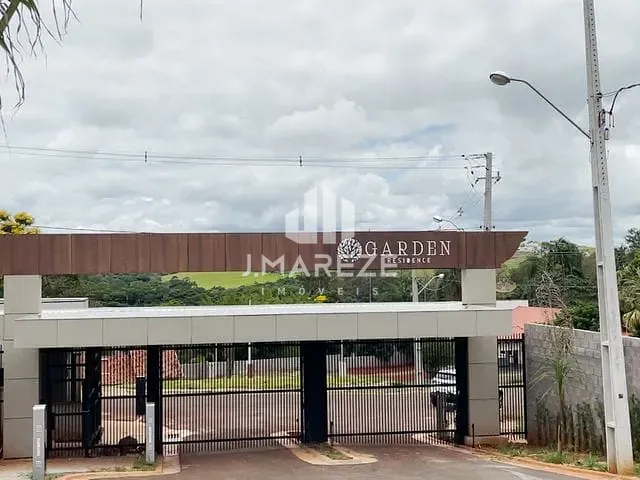 Terreno com 300m², à venda, no bairro Vila Martins em Apucarana