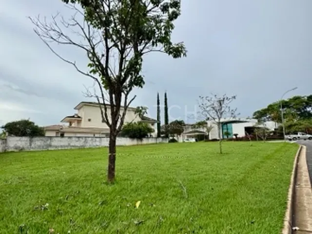 Terreno com 750m², à venda, no bairro Loteamento Alphaville Residencial em Goiânia