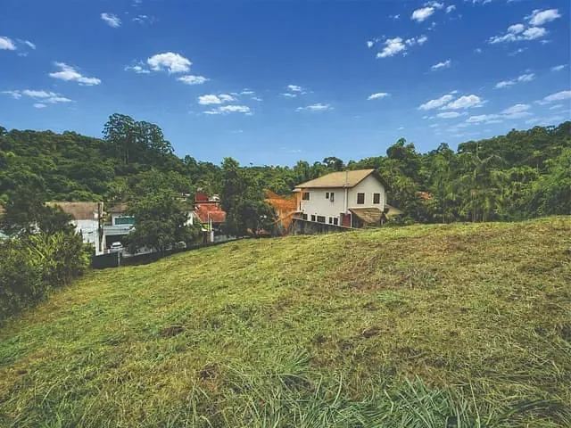 Terreno com 1000m², à venda, no bairro Recanto Impla em Carapicuíba