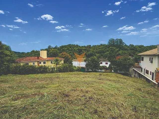 Terreno com 1000m², à venda, no bairro Recanto Impla em Carapicuíba