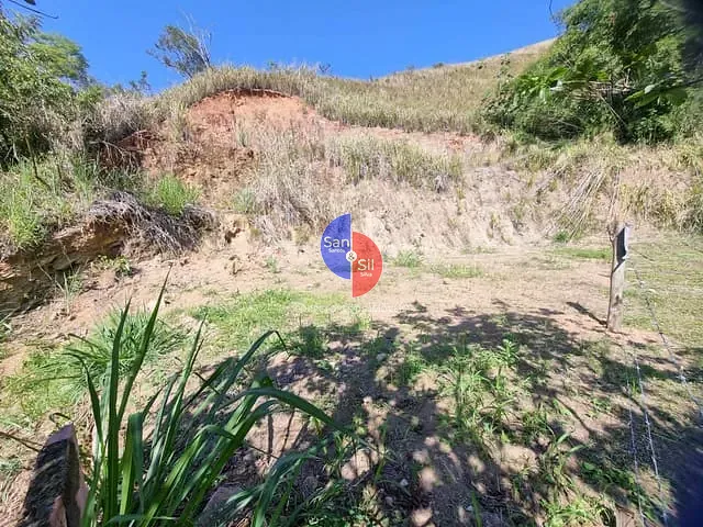 Terreno com 1784m², à venda, no bairro Cantagalo em Guapimirim