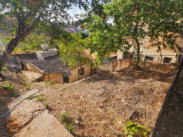 Terreno com 360m², à venda, no bairro Minaslândia (P Maio) em Belo Horizonte