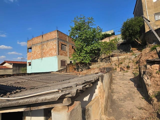 Terreno com 360m², à venda, no bairro Minaslândia (P Maio) em Belo Horizonte