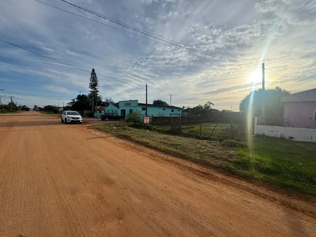 Terreno com 360m², à venda, no bairro Três Vendas em Pelotas
