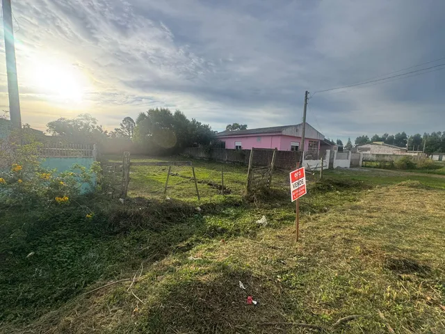 Terreno com 360m², à venda, no bairro Três Vendas em Pelotas