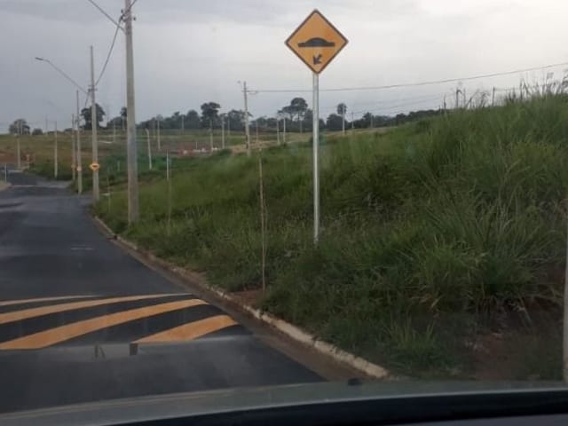 Terreno com 341m², à venda, no bairro Loteamento Portal da Aliança II em São João da Boa Vista