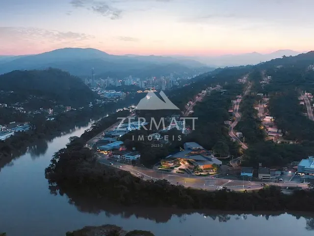 Terreno com 513m², à venda, no bairro Ponta Aguda em Blumenau