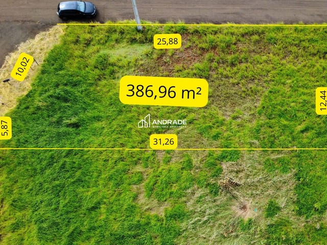 Terreno com 387m², à venda, no bairro Residencial Rosa Cazarin em Apucarana