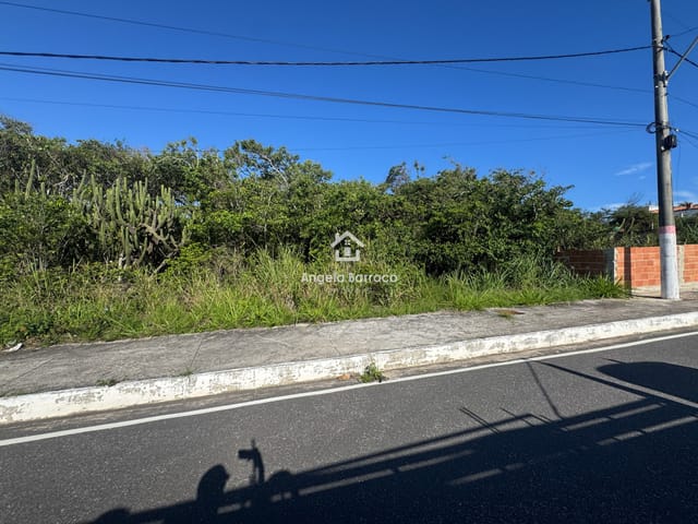 Terreno com 600m², à venda, no bairro Jardim Atlântico Leste (Itaipuaçu) em Maricá