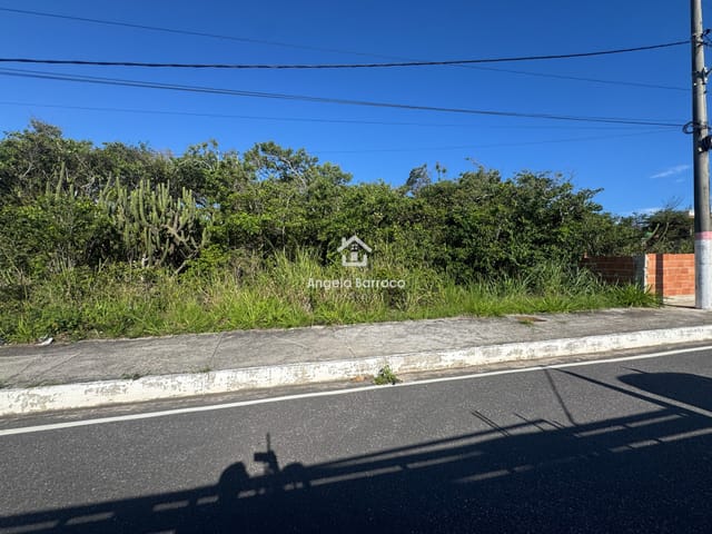 Terreno com 600m², à venda, no bairro Jardim Atlântico Leste (Itaipuaçu) em Maricá