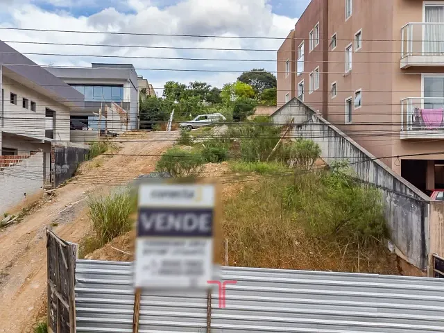 Terreno com 611m², à venda, no bairro Centro em Campo Largo