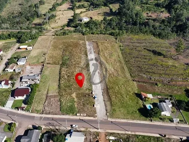 Terreno com 338m², à venda, no bairro Centro em Paverama