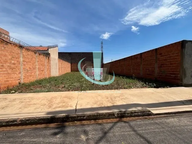 Terreno com 250m², à venda, no bairro SANTA LUZIA em ARARAQUARA