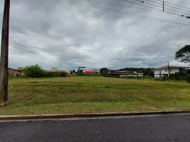 Terreno com 1500m², à venda, no bairro Esperança em Londrina