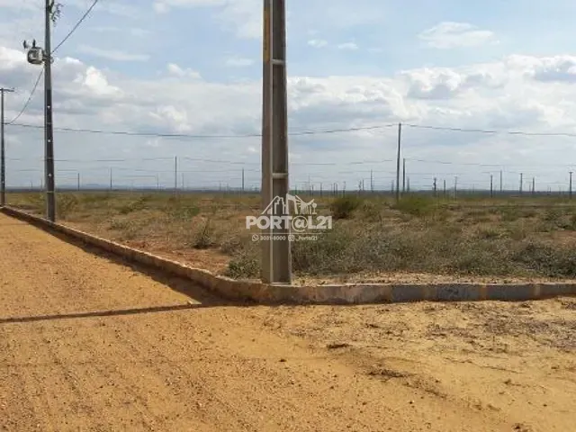 Terreno com 144m², à venda, no bairro Cohab São Francisco em Petrolina