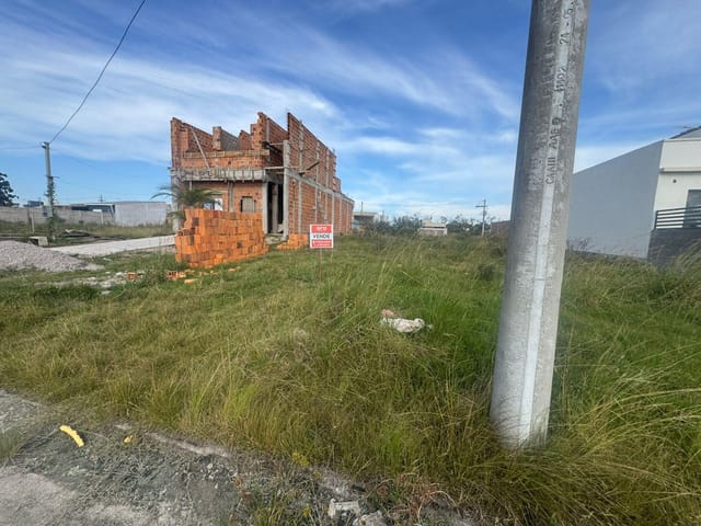 Terreno com 175m², à venda, no bairro Areal em Pelotas