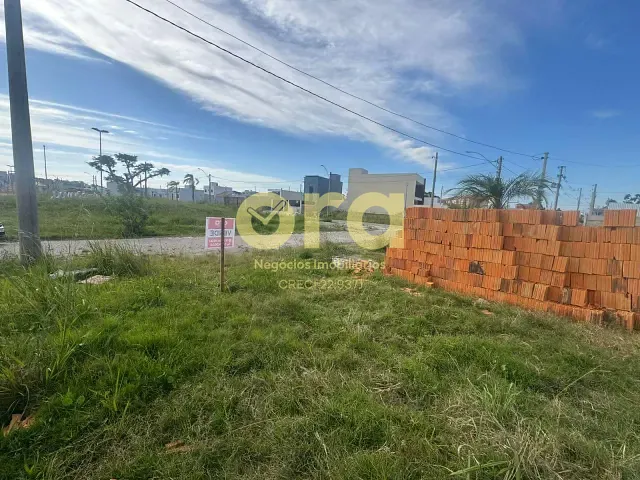 Terreno com 175m², à venda, no bairro Areal em Pelotas