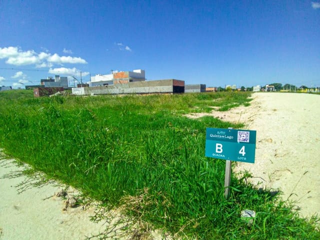 Terreno com 186m², à venda, no bairro Três Vendas em Pelotas