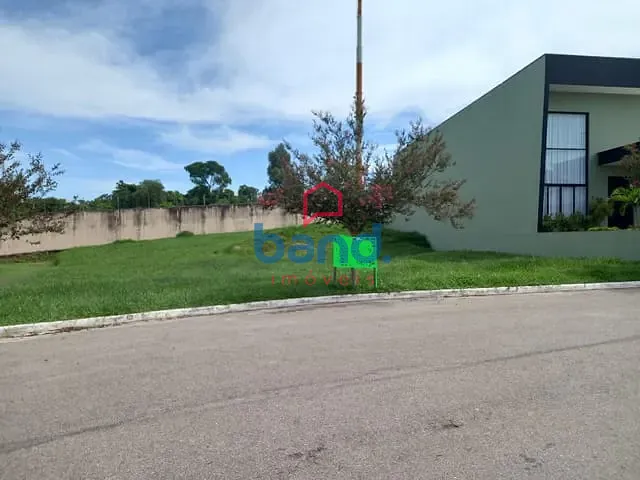 Terreno com 432m², à venda, no bairro Centro em Porto Feliz