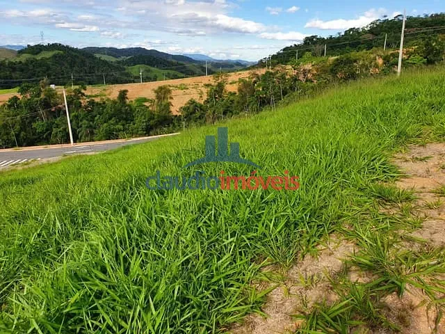 Terreno à venda, no bairro Casa de Pedra em Volta Redonda
